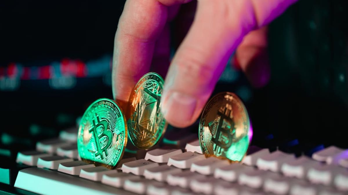 Bitcoin Market Update: Sovereign Bitcoin adoption would be the ultimate u