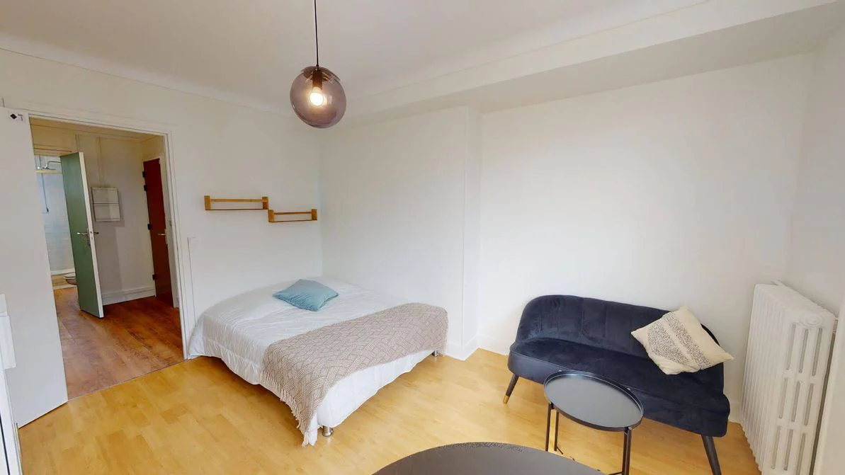 Coliving — Clichy, París