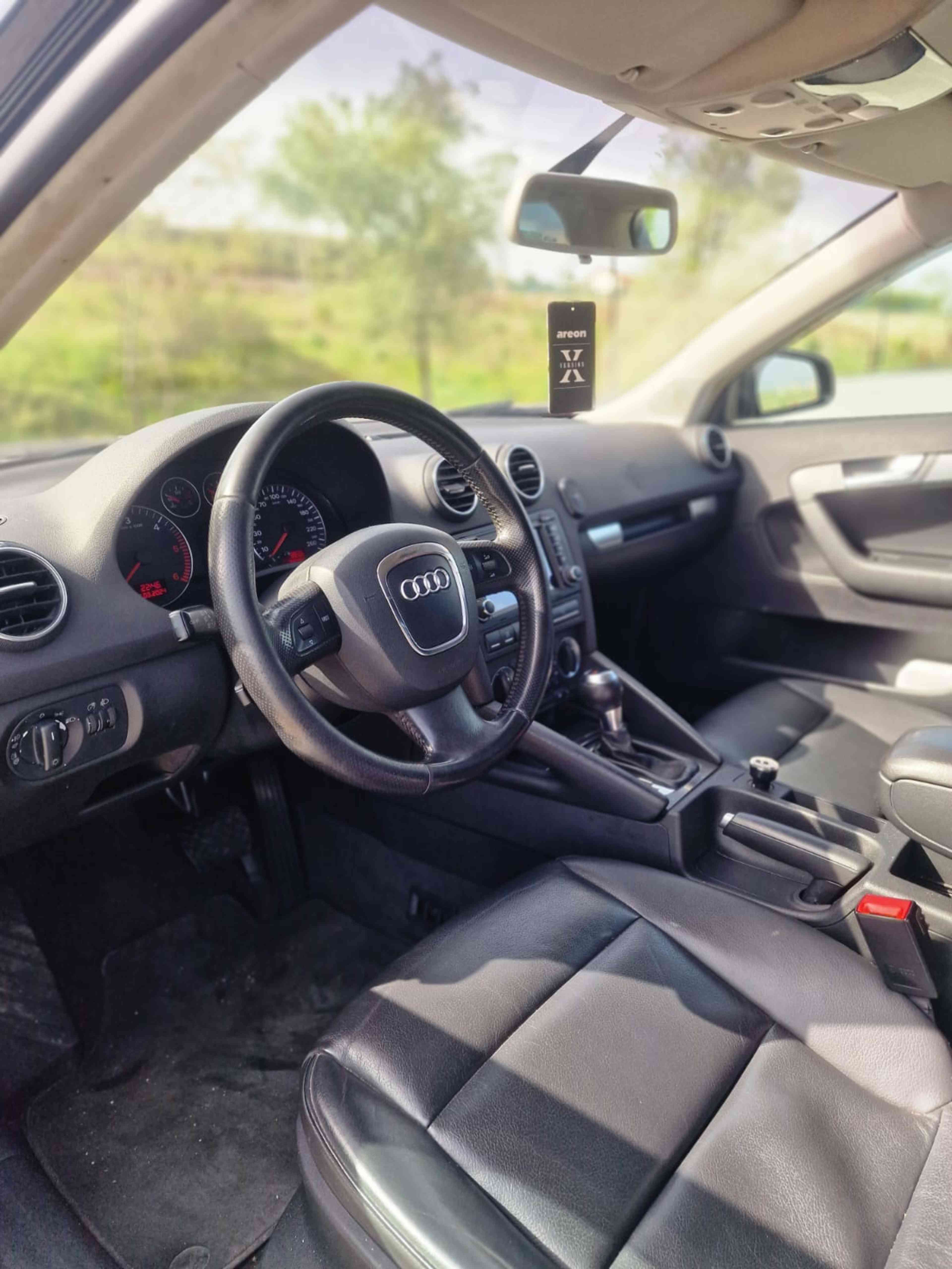 Audi A3 2008 — photo 2