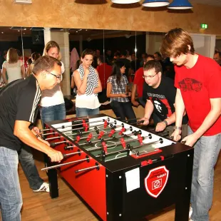 2012 Bayernturnier: Bowling und Kicker