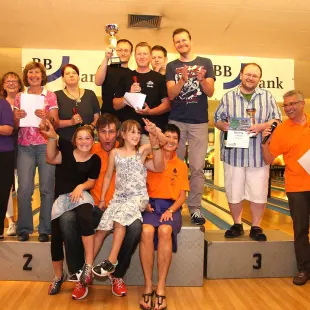 2013 Bayernturnier: Bowling und Kicker