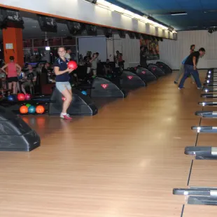 Vorschaubild „Bowling“