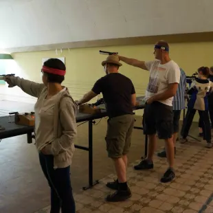 Vorschaubild „Schießen“