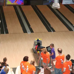 Vorschaubild „Bowling“