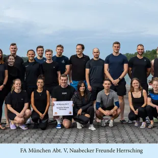 Vorschaubild „bfg Drachenbootrennen 2025 Teamfotos Teil 2“