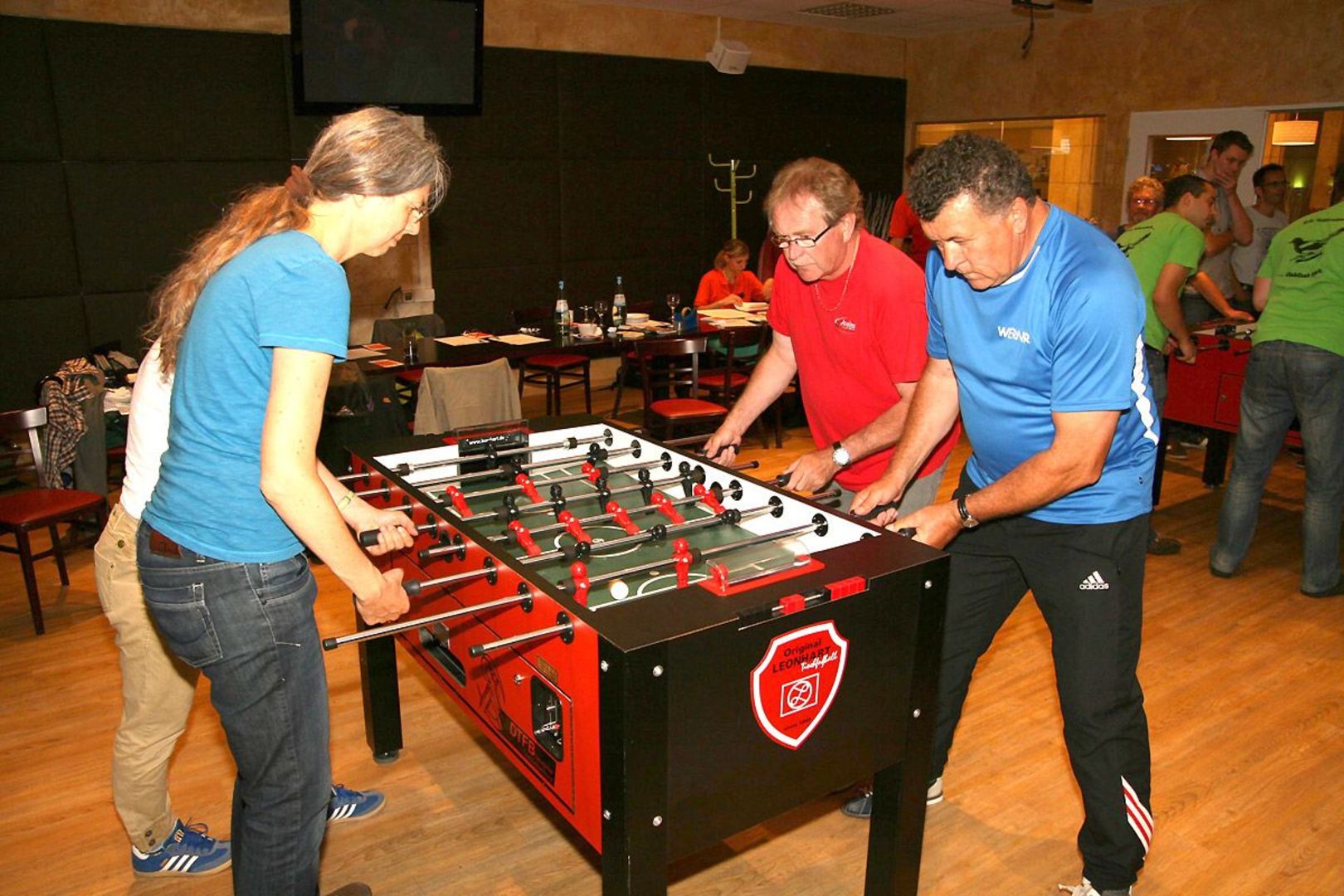 2012 Bayernturnier: Bowling und Kicker