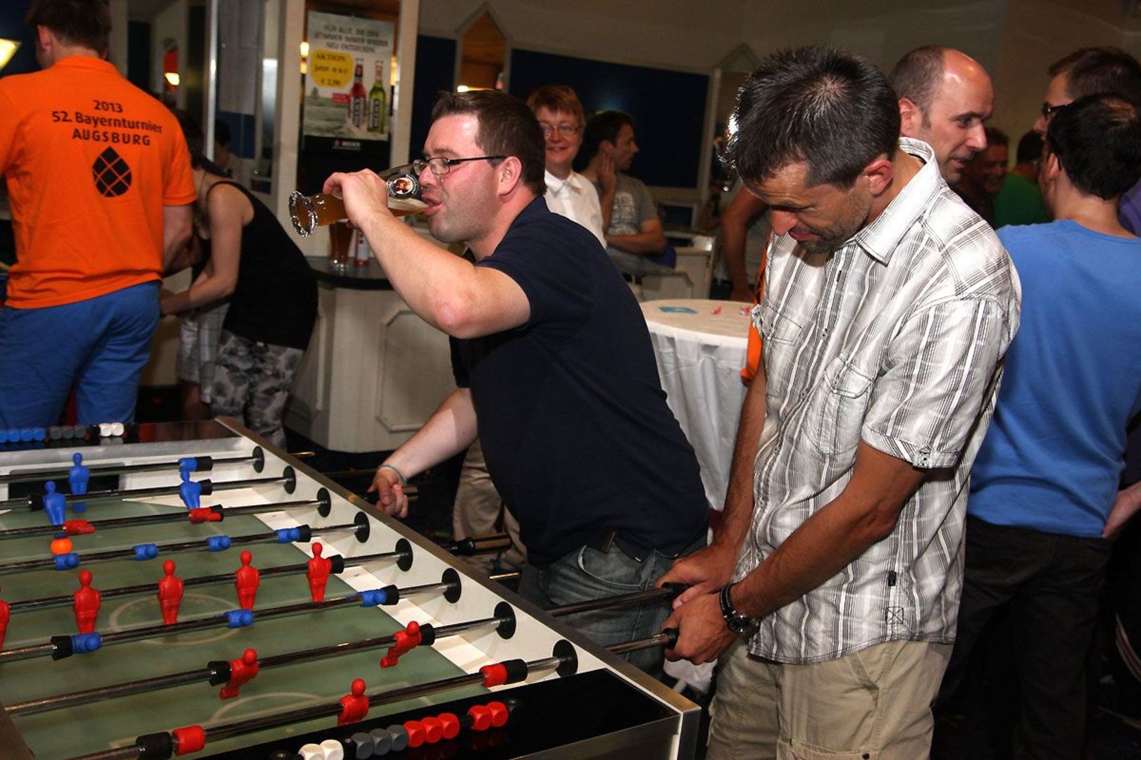 2013 Bayernturnier: Bowling und Kicker