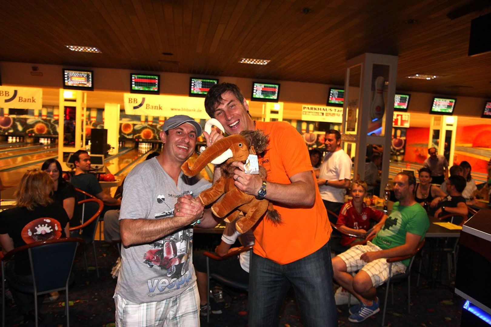 2013 Bayernturnier: Bowling und Kicker