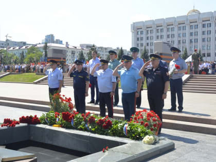 Личный состав института почтил память павших в Великой Отечественной войне