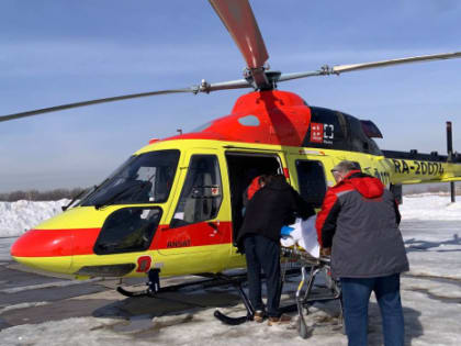 Более 100 вылетов и 2000 выездов совершила санавиация Самарской области за 2024 год
