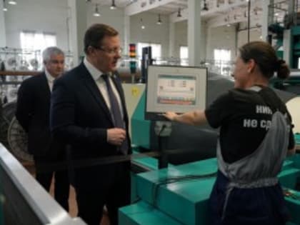 Дмитрий Азаров встретился с руководством предприятий автомобильной промышленности в Сызрани