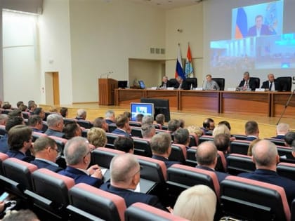 Дмитрий Азаров обсудил с главами муниципалитетов Самарской области приоритетные задачи развития региона