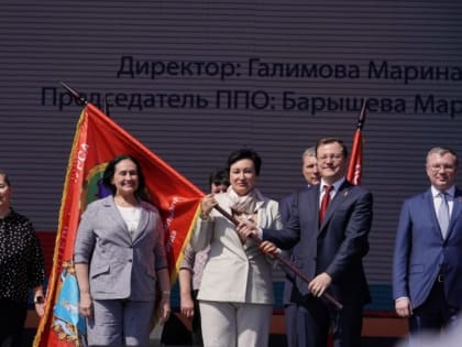 «Все санкции в отношении нашей страны разобьются о талант, трудолюбие, работоспособность и солидарность нашего общества», — Дмитрий Азаров поздравил самарцев с Первомаем