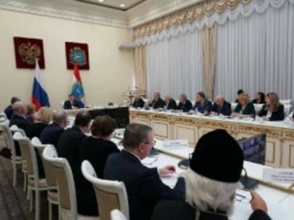 Поддержка военнослужащих, патриотические проекты и развитие некоммерческого сектора: Дмитрий Азаров принял участие в заседании региональной Общественной палаты