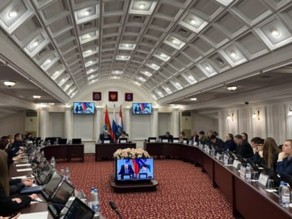 В Самаре состоялось совместное заседание Общественного совета и молодежного парламента при городской думе
