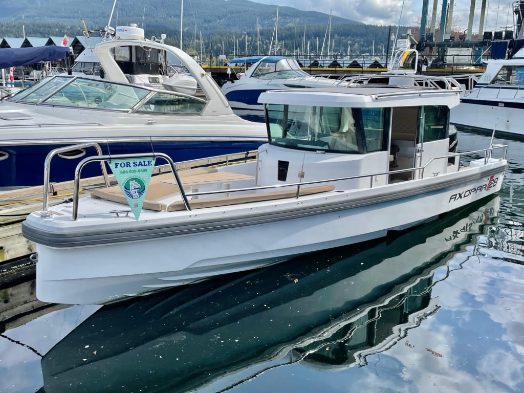 Thunderbird Marine28' Axopar 28 AC - Thunderbird Marine