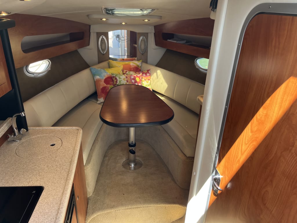 Thunderbird Marine28' Rinker 280 EC - Thunderbird Marine