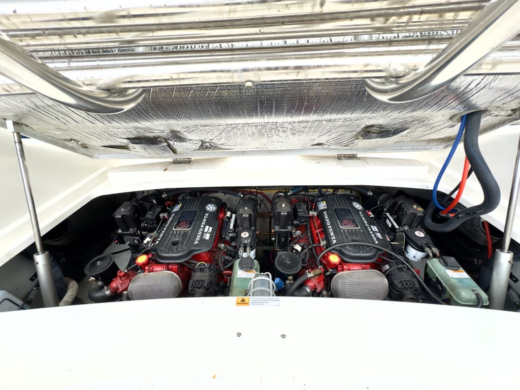 Thunderbird Marine36' Chris Craft Corsair - Thunderbird Marine