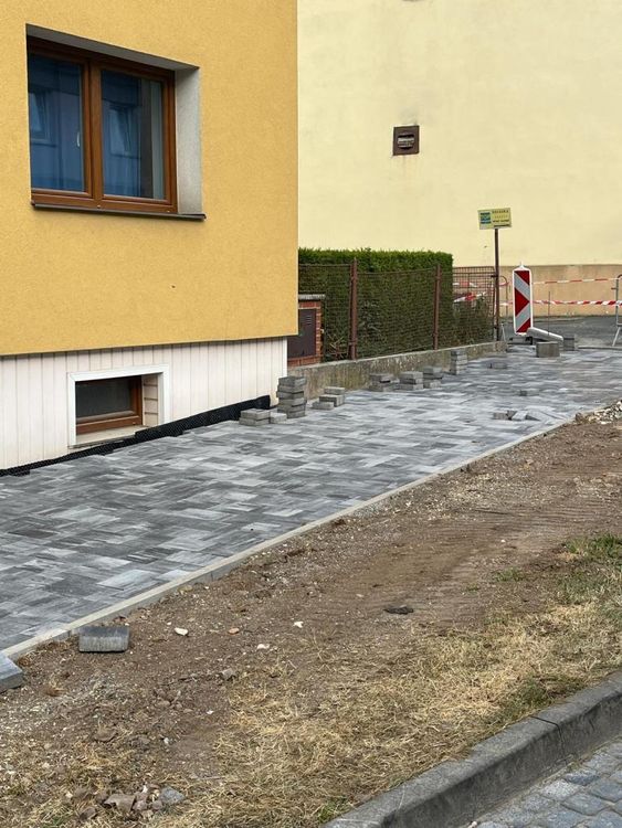 Rekonstrukce chodníků