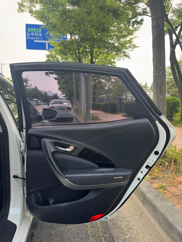 b14ef5d6-c7e1-4e18-932c-360488906d7a