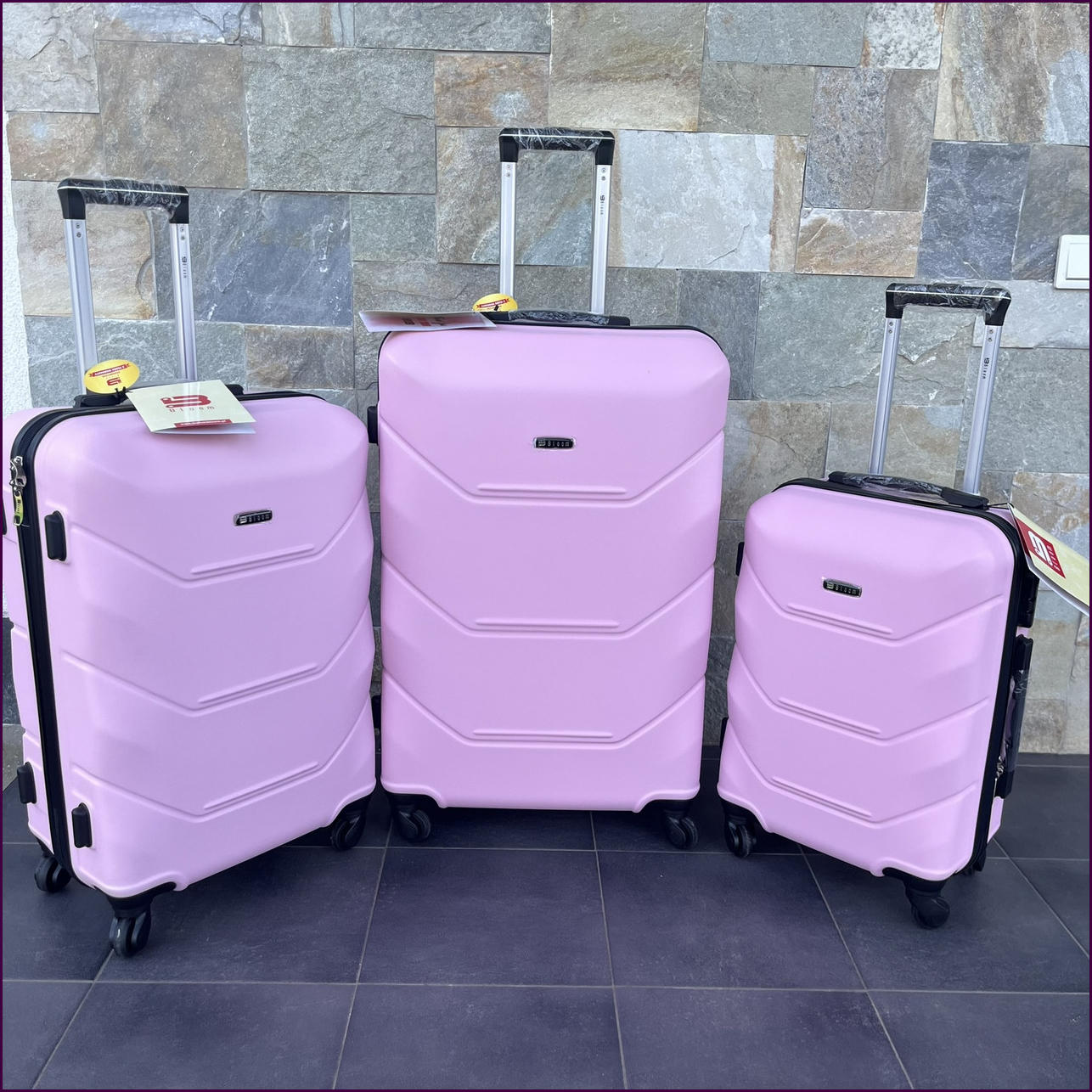 Чемодан Bloom 147 S розовый с кодовым замком и 4 колесами, легкий, прочный, для ручной клади, идеален для поездок