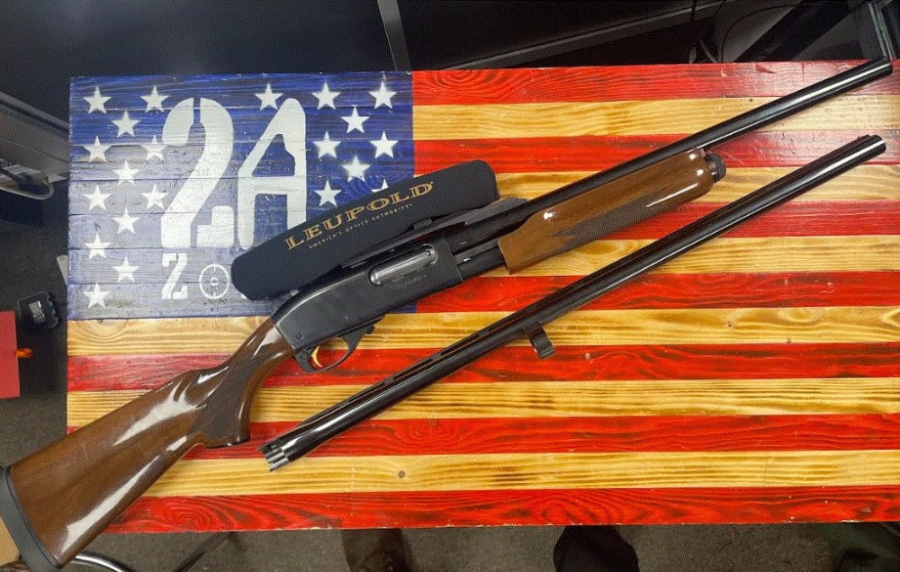 Remington 870 Wingmaster, Blued, 12 guage, gold trigger, 19.5" Barrel, comes w/ 28.5" hunting 2 - 7x 33 Leupold Optic