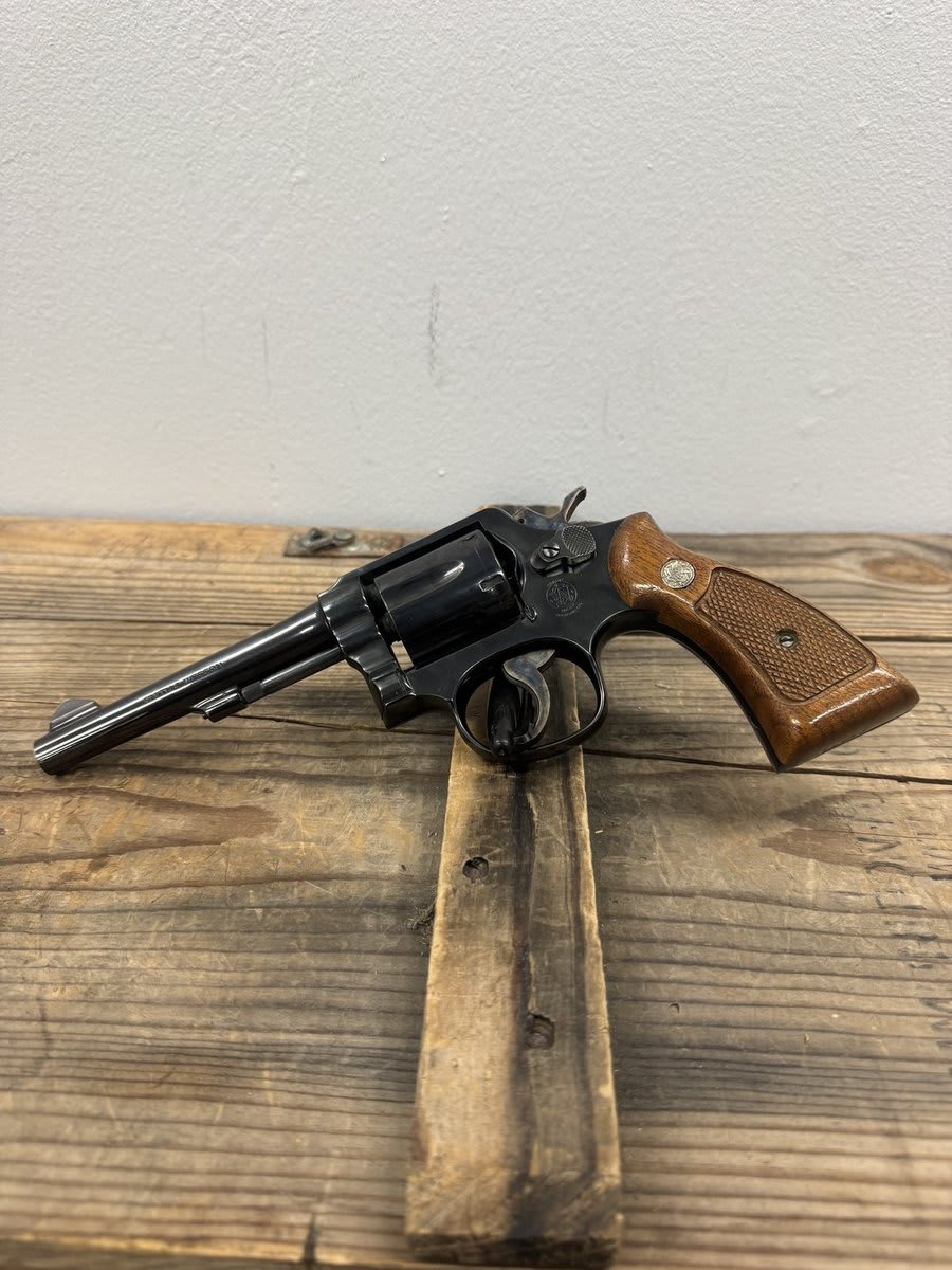 Smith & Wesson, Model 10-7, DA, .38 SPL, 5"