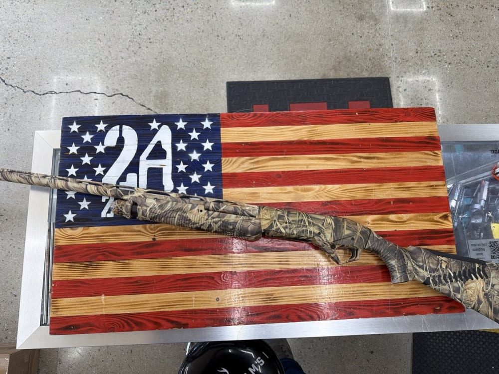 Benelli,Super Nova,12 Guage,28",Camouflage,Gray Sock included