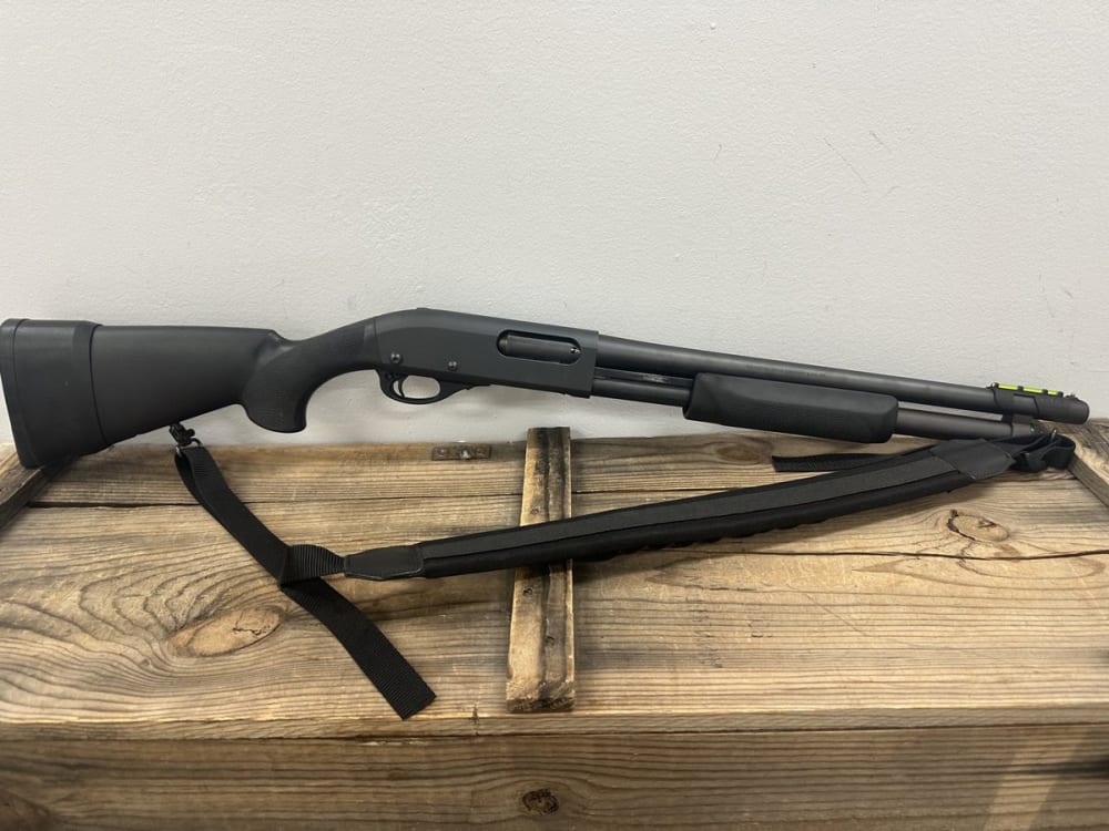 Remington 870 Tactical, 12 Gauge, Pump Action 18.5" Barrel, 7rd TubEe, Side Saddle, Black, W/ Soft Case
