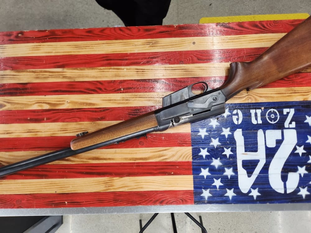 Remington, Model 81, 300 SAV, Semi Auto, Black, 22" Barrel, No Case, Lock
