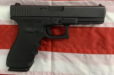 GLOCK, 21, Gen 3, 45 ACP, SF, Striker Fired, Semi Aauto Pistol, 4.6" Barrel, Black, Fixed Sights, Two 10 RD Magazines