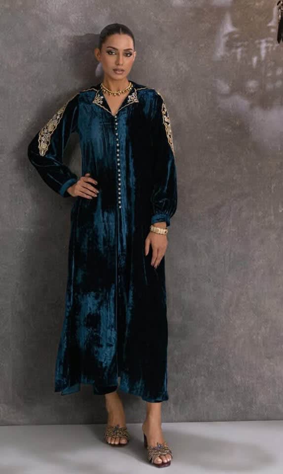 Three-Piece Velvet Dress in Blue