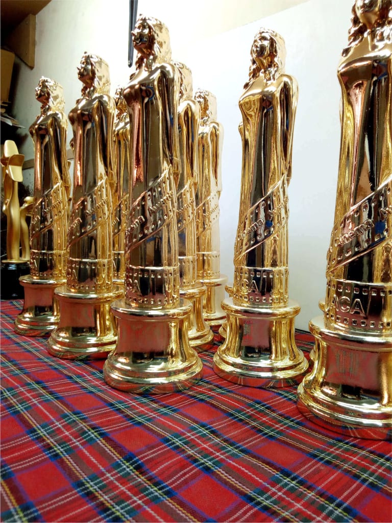 Customized Trophy 4 svg+xml;charset=utf