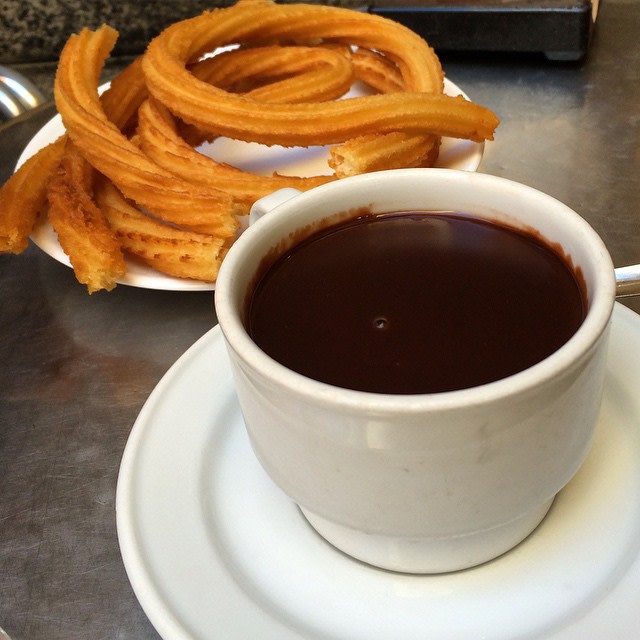 Churros con Chocolate