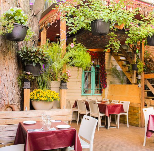 Khyber Pass restaurant interior Montreal