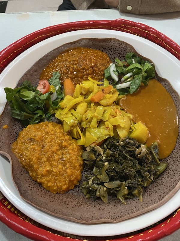 Eritrean food platter Montreal Nakfa