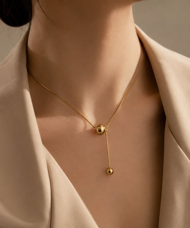 Golden Nova Bar Necklace