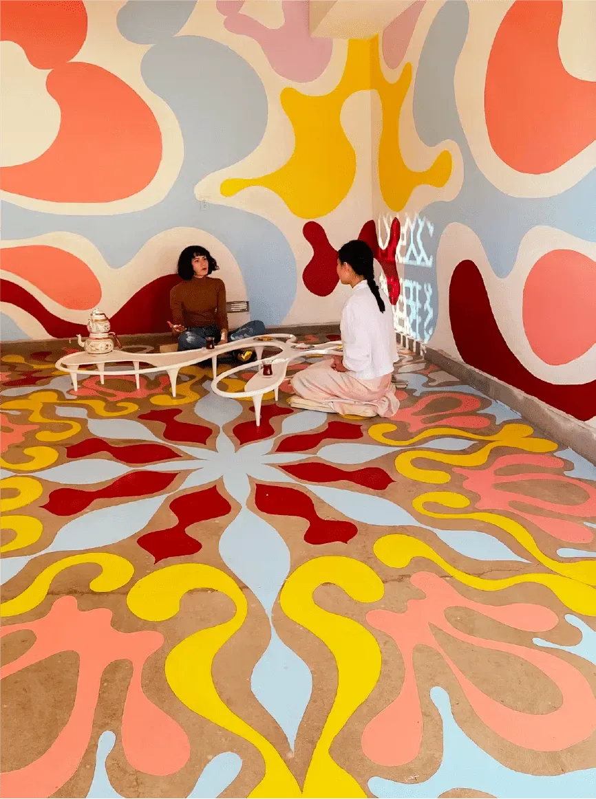 Organic Shapes in Coral and Gold Mural in Glendale, CA