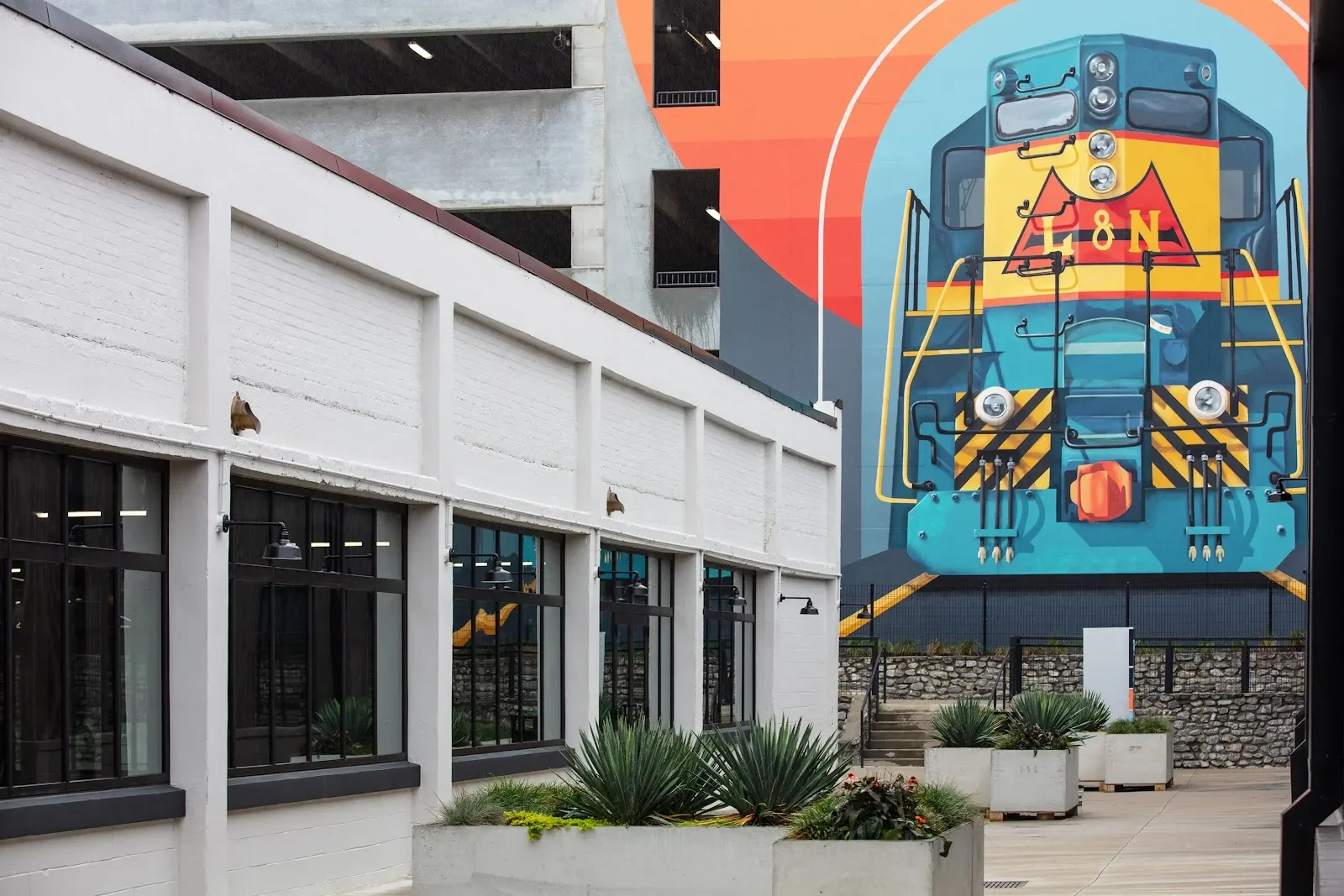 Good Lookin' Signs & Murals - Mural Artist in Nashville, TN