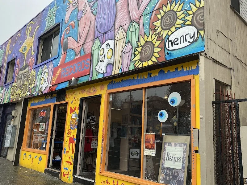 THE ART OF HENRY - Mural Artist in Seattle, WA