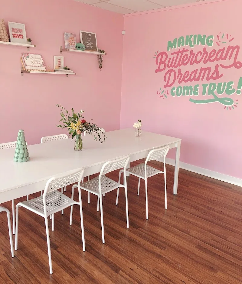 Leo Gomez Studio - Mural Artist in St. Petersburg, FL
