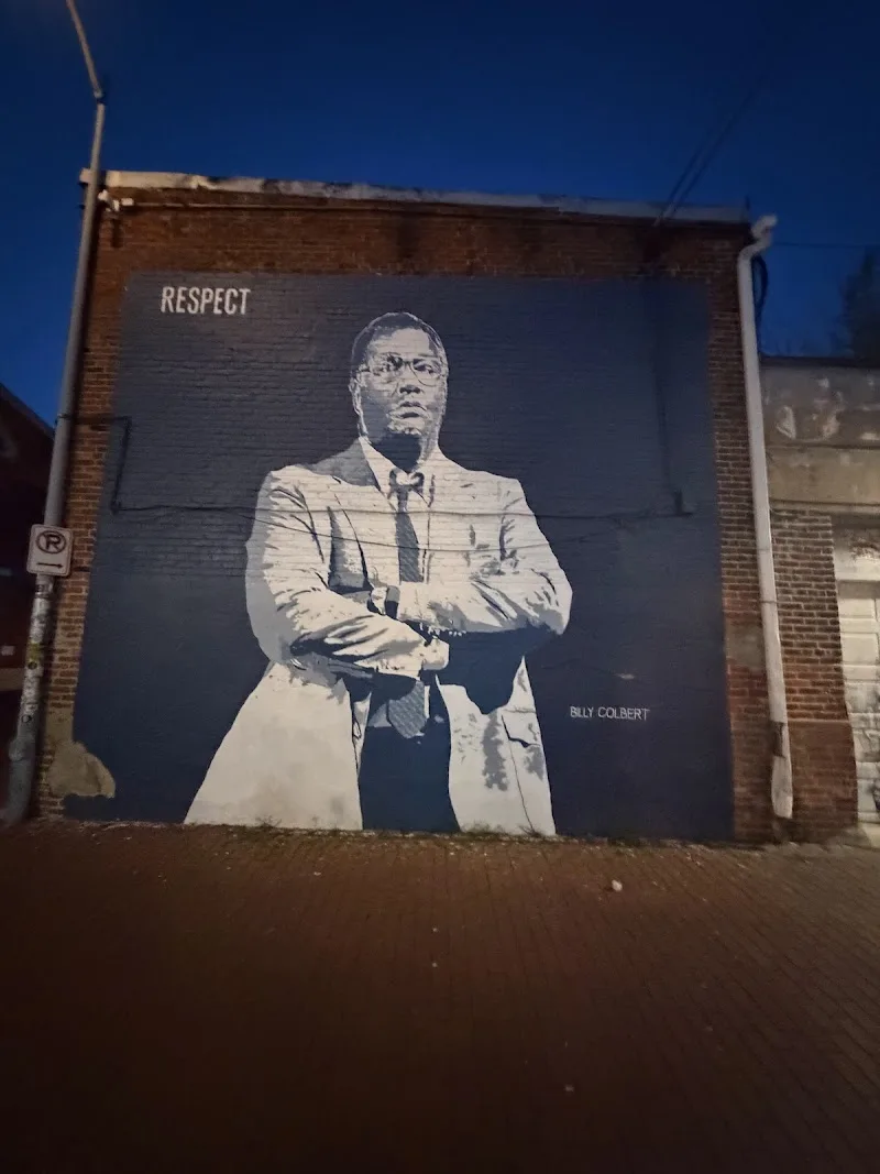 Lisa Marie Studio Artist Muralist Press mural work 3 in Washington