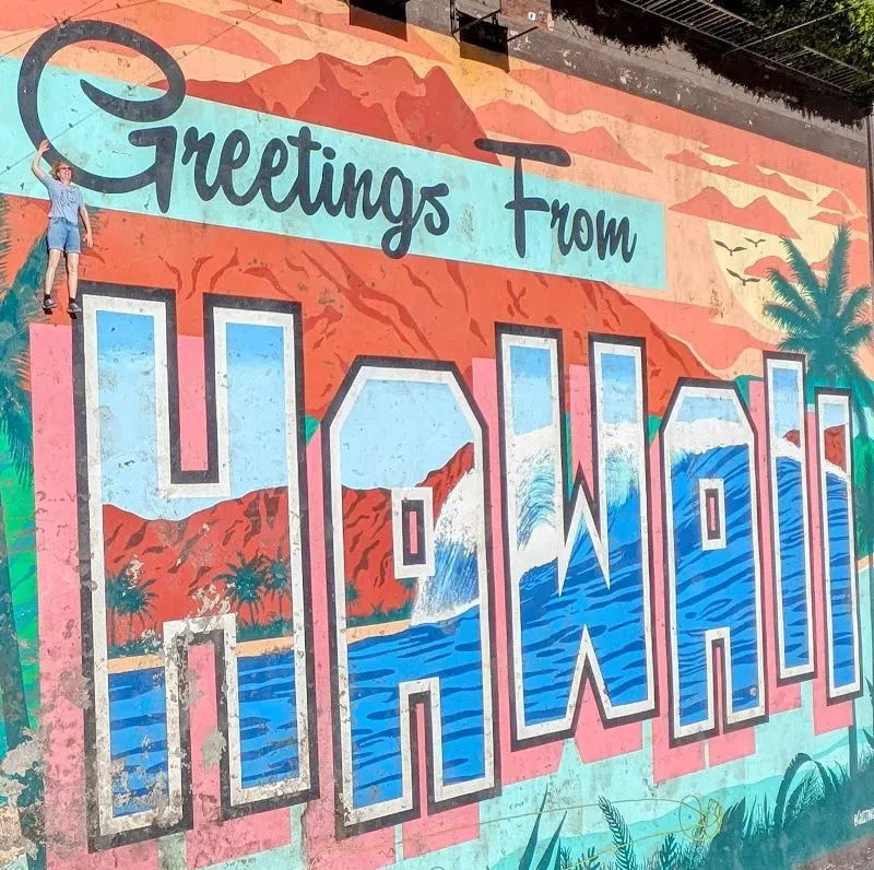 Greetings from Hawaii - Mural in Honolulu, HI