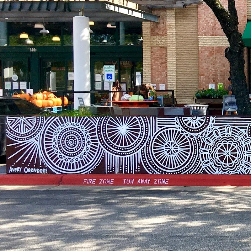 Avery O Design - Mural Artist