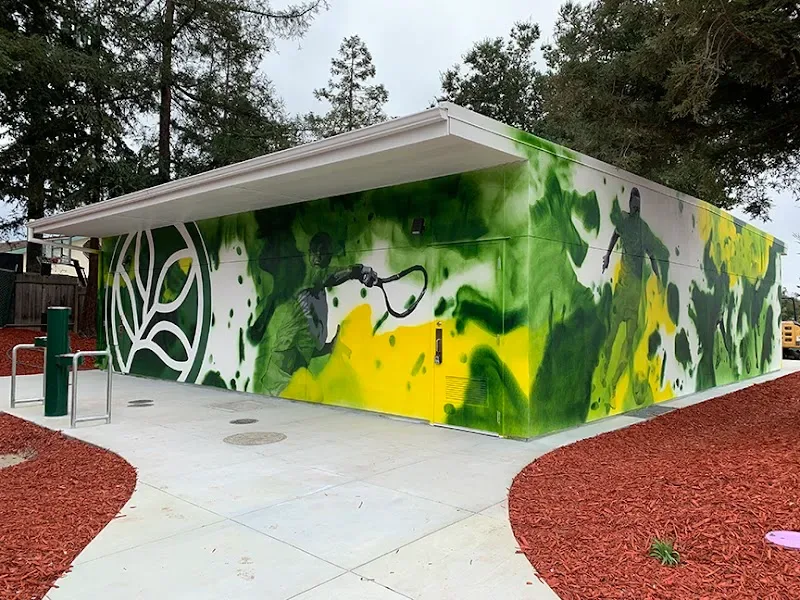 Honest John's Mural Co. - Mural Artist
