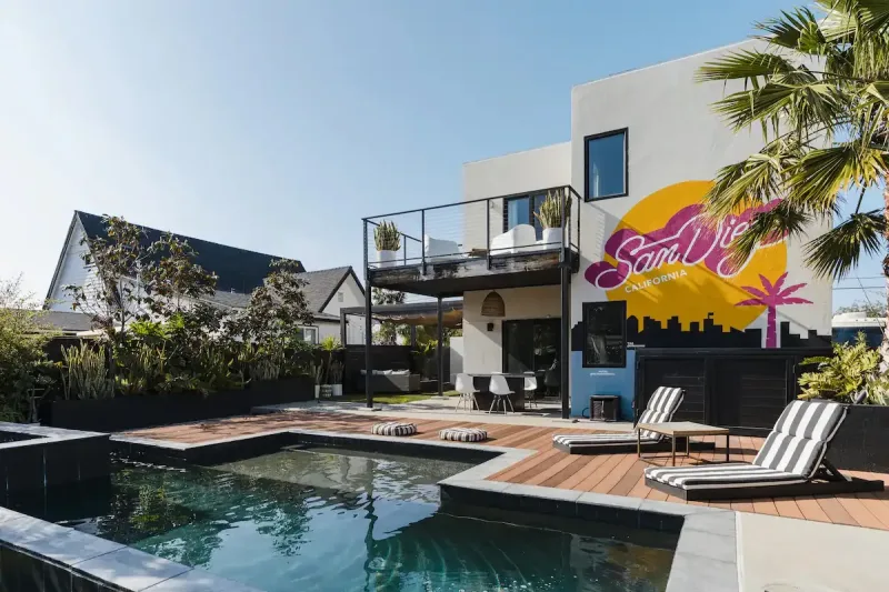Boundless Walls - Muralist San Diego - Mural Artist