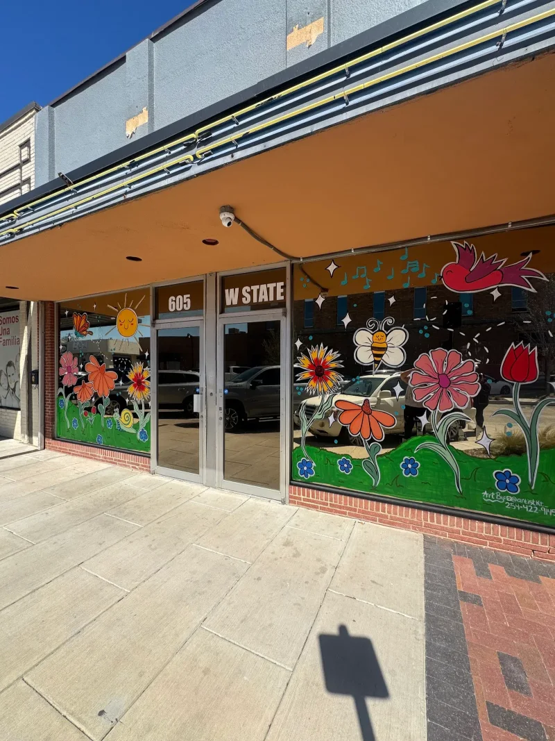 KateLyns Window Art & Murals - Mural Artist