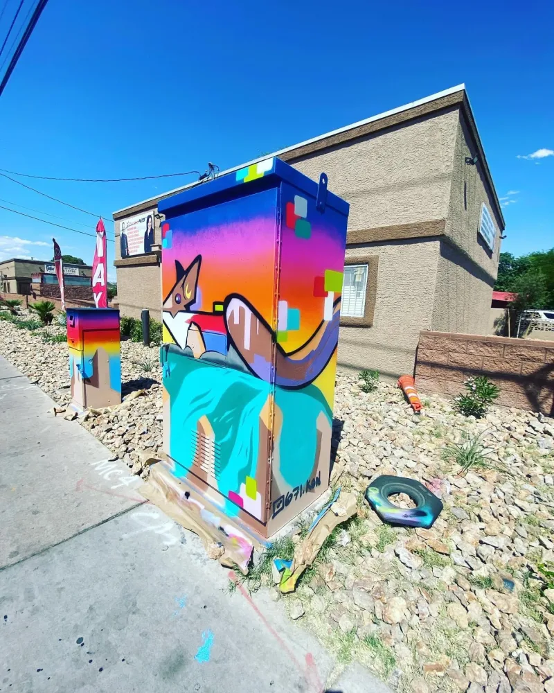 Colorful Fish and Wave Gradient Mural in North Las Vegas, NV