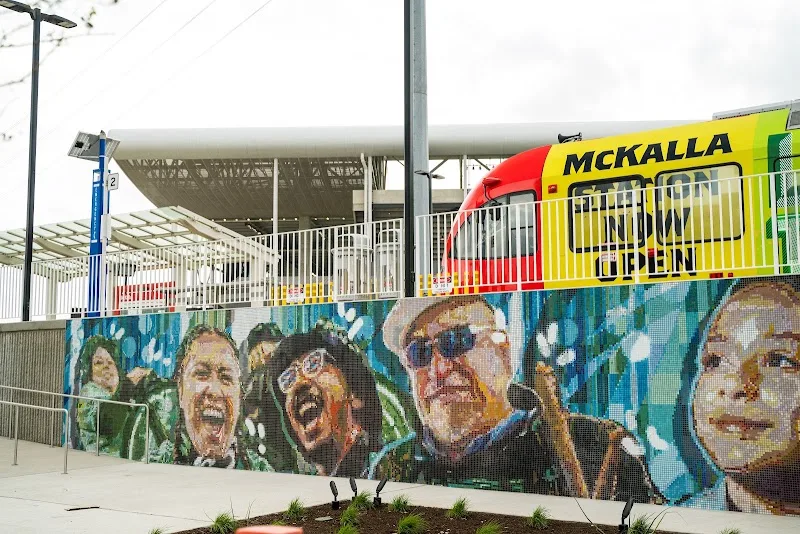 J Muzacz mural work 2 in Austin