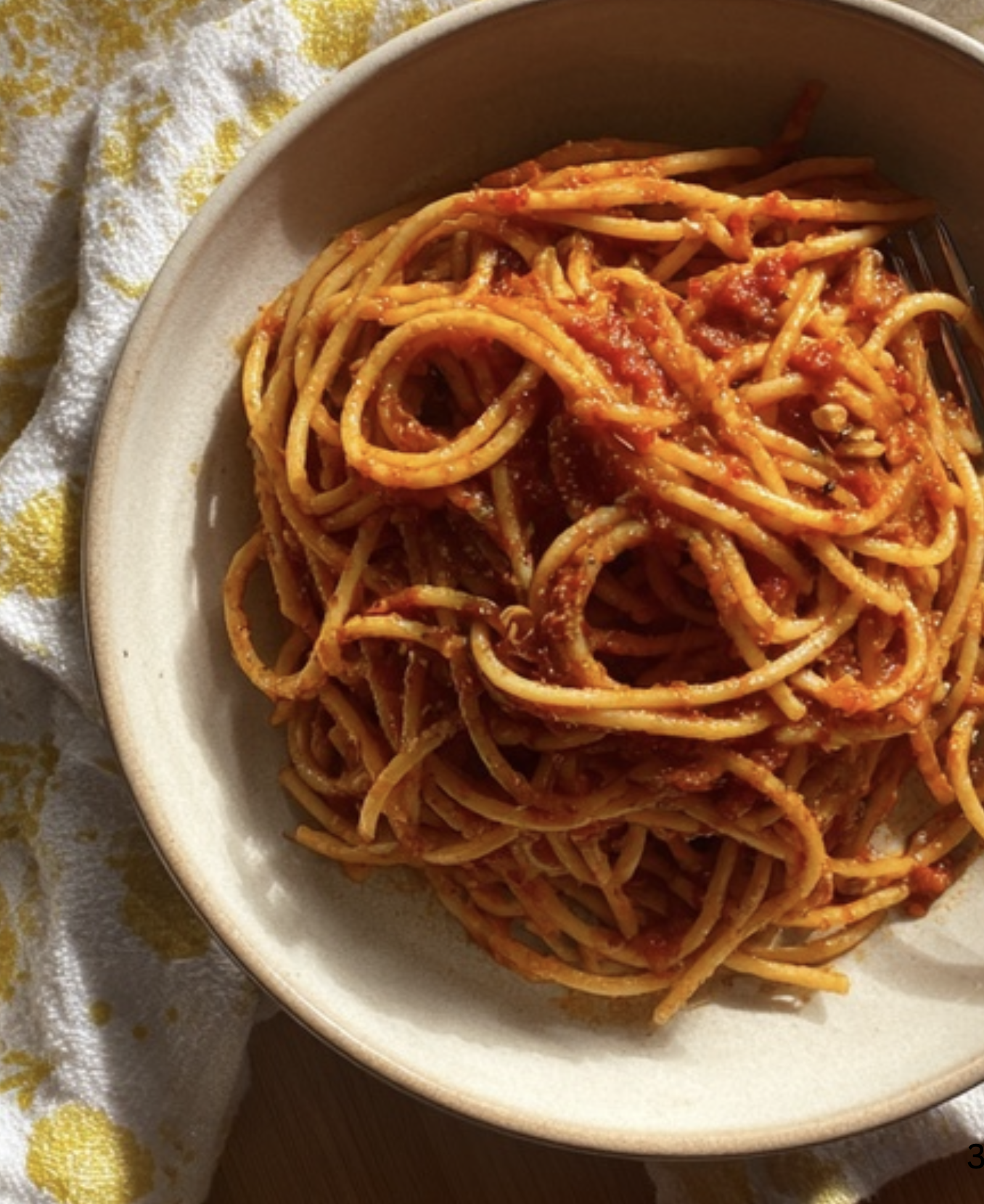 Spaghetti with Almond and Tomato Pesto